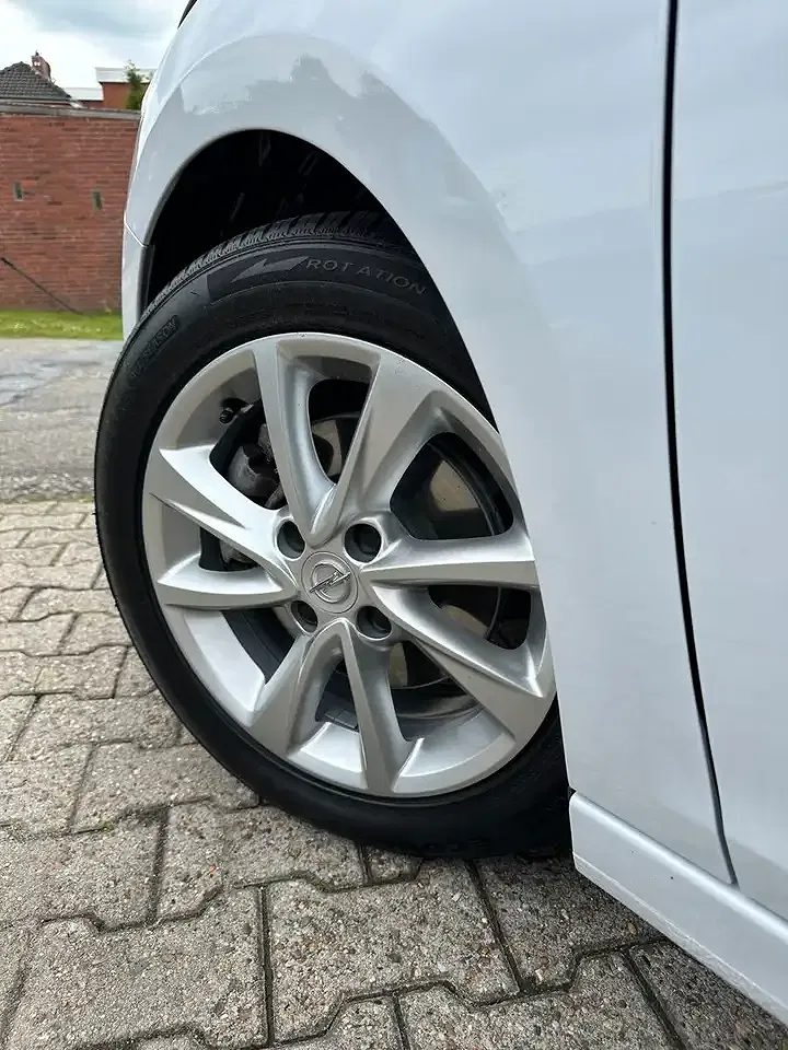 Opel Corsa - Thumbnail 9