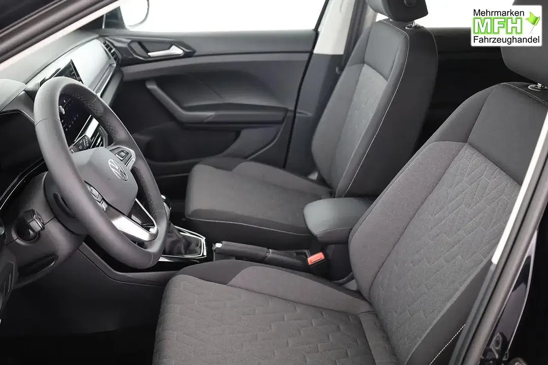 Volkswagen T-Cross - Thumbnail 10