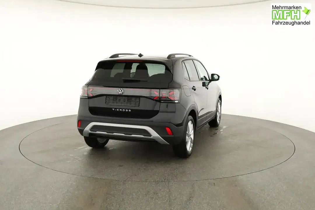 Volkswagen T-Cross - Thumbnail 15