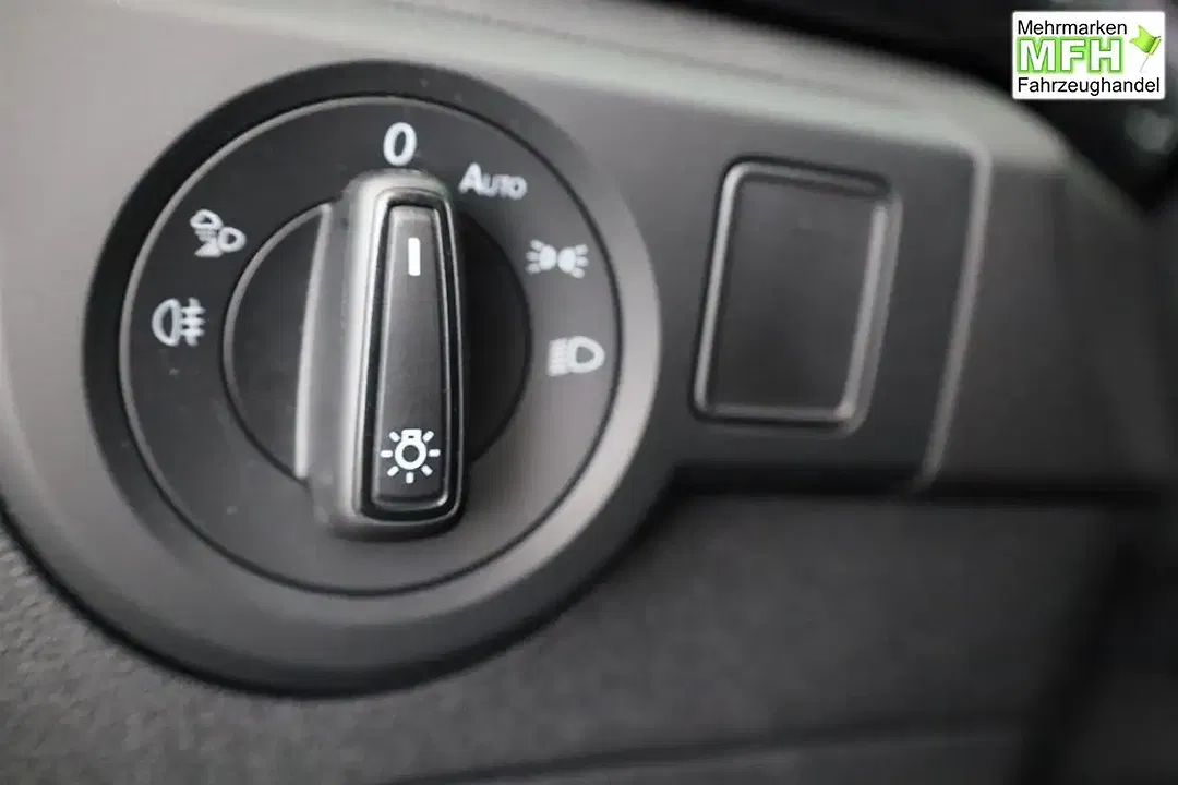 Volkswagen T-Cross - Thumbnail 7