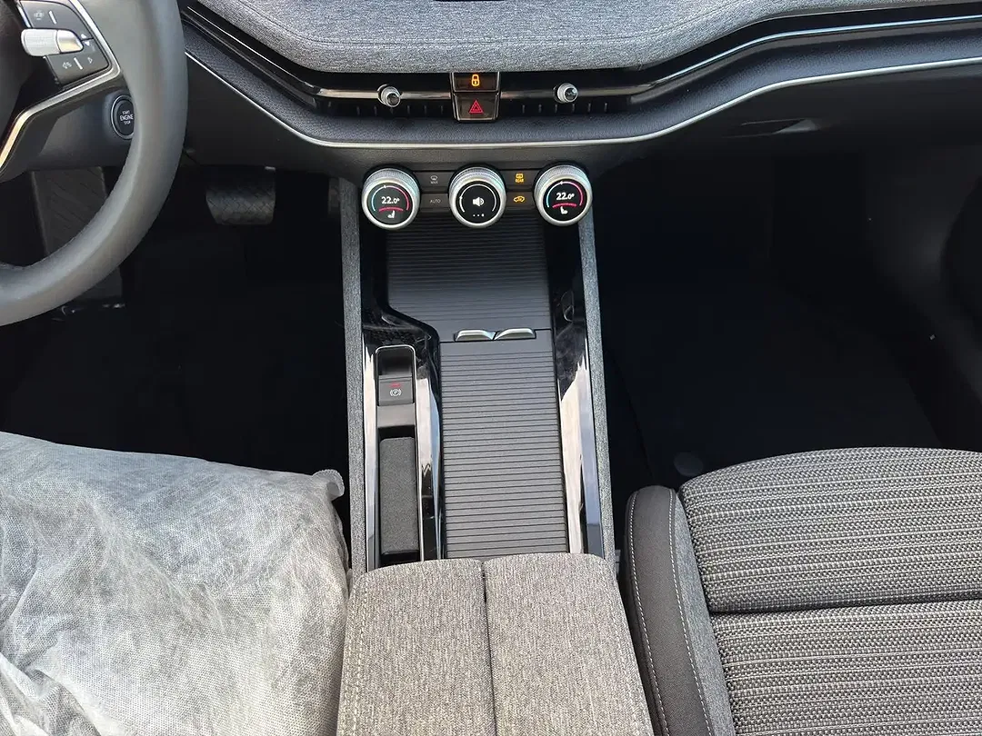Skoda Superb - Thumbnail 12