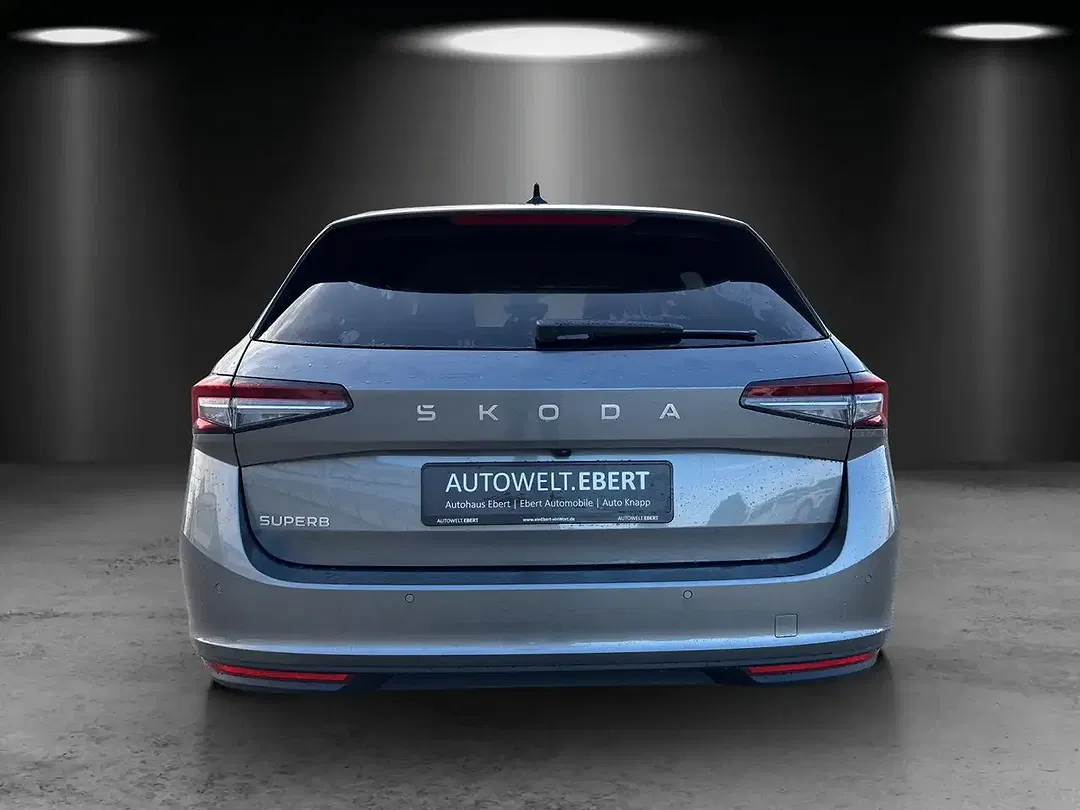 Skoda Superb - Thumbnail 4