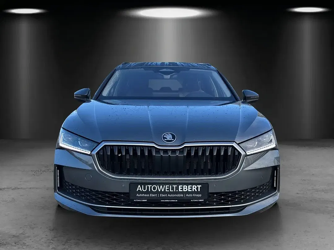 Skoda Superb - Thumbnail 6