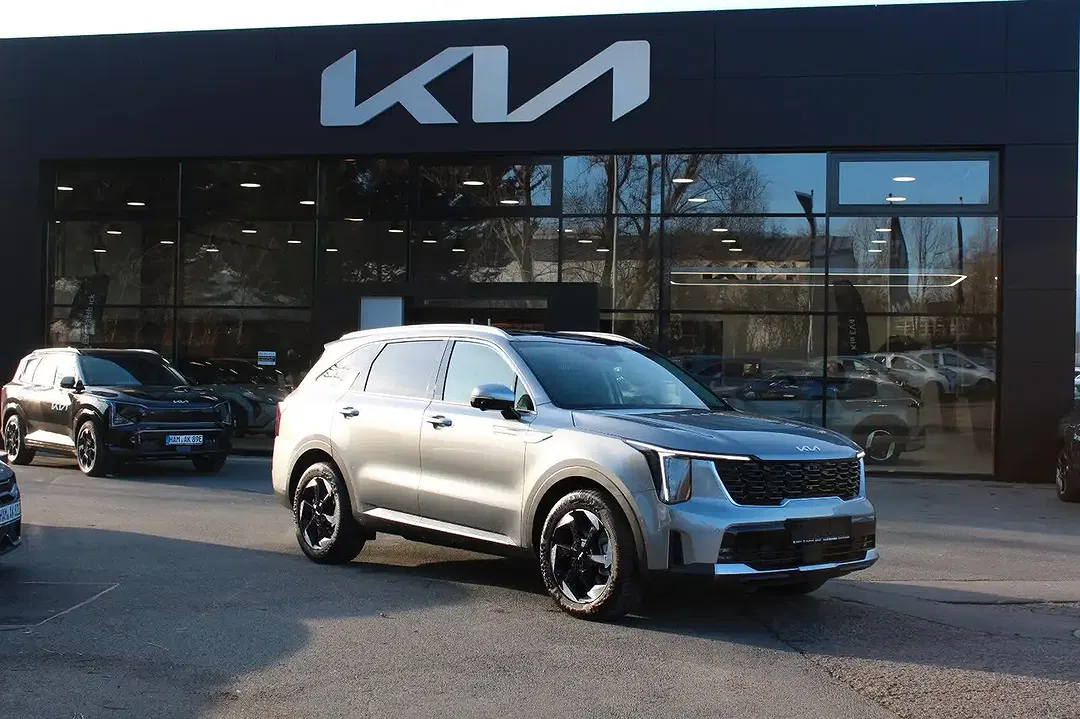 Kia Sorento - Thumbnail 1