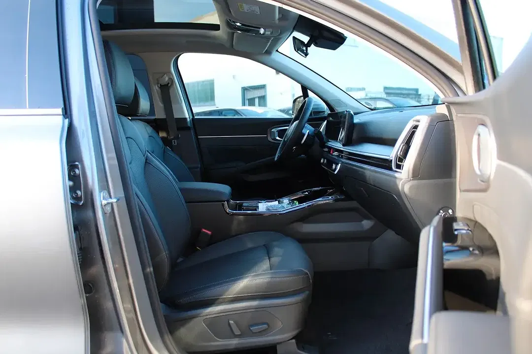 Kia Sorento - Thumbnail 14