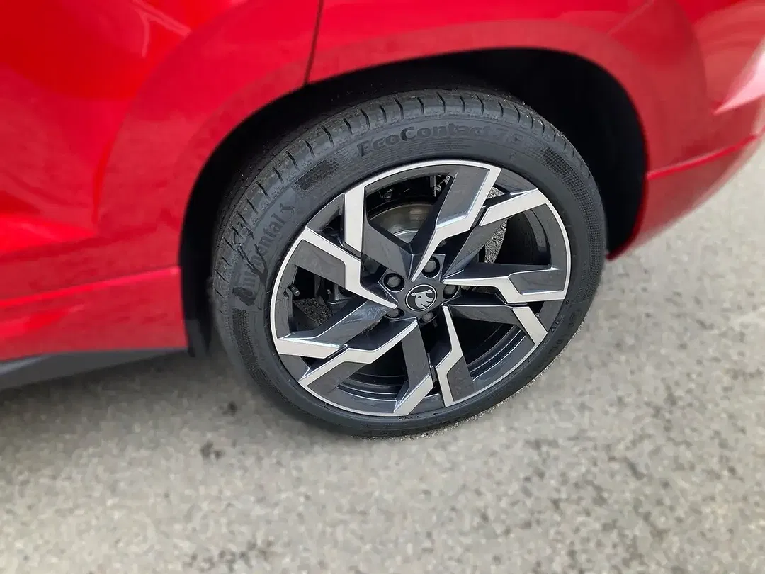 Skoda Karoq - Thumbnail 6