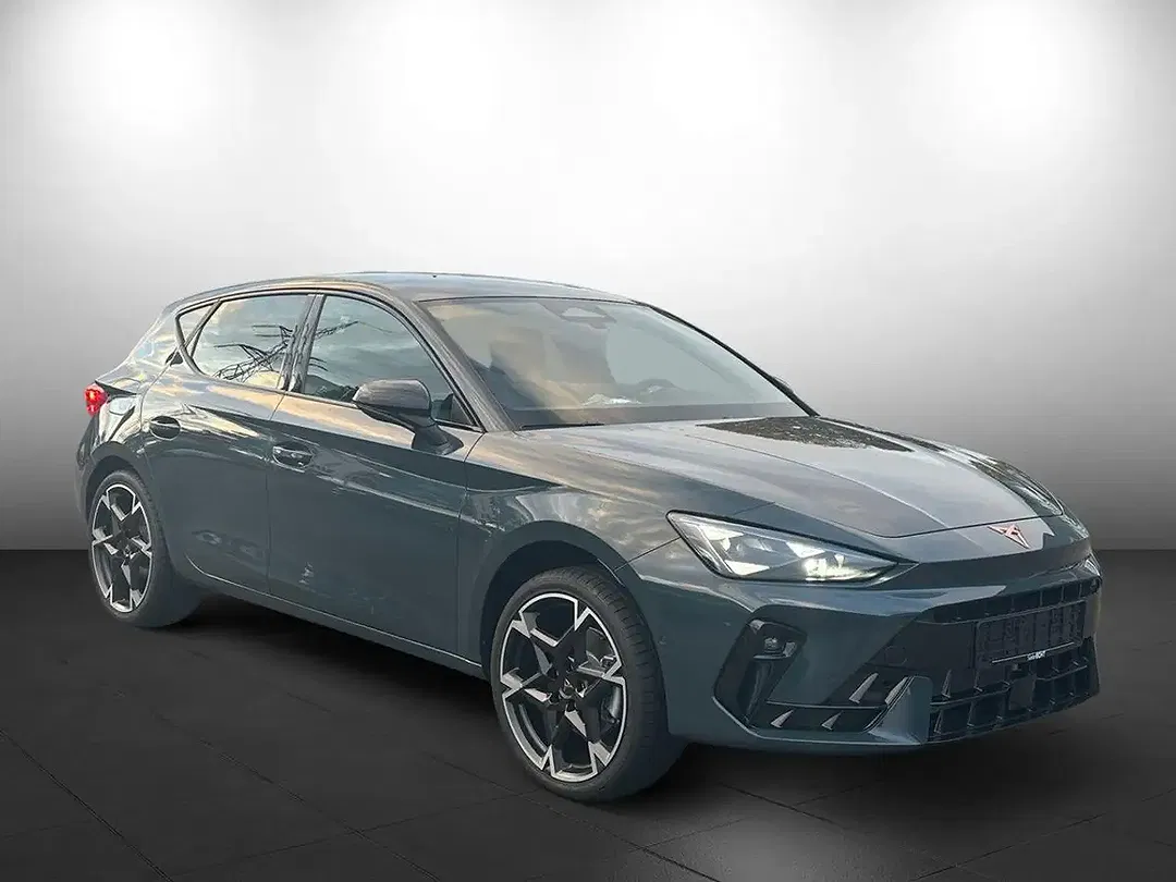 CUPRA Leon - Thumbnail 2