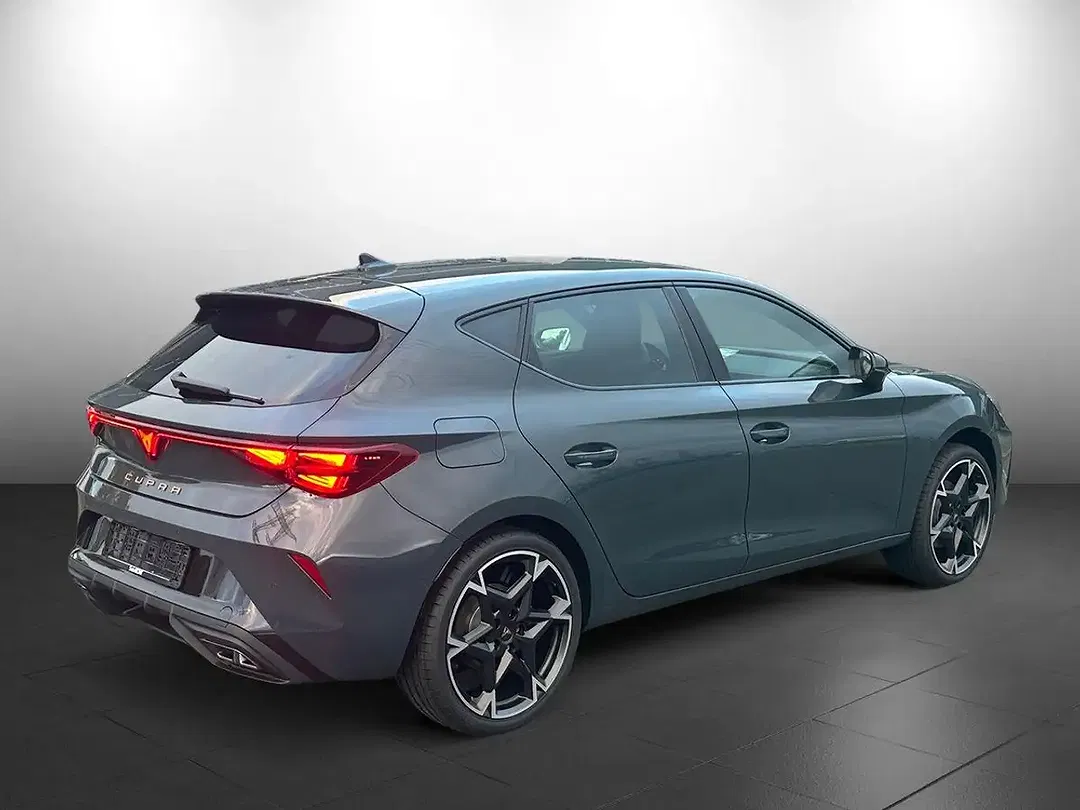 CUPRA Leon - Thumbnail 3