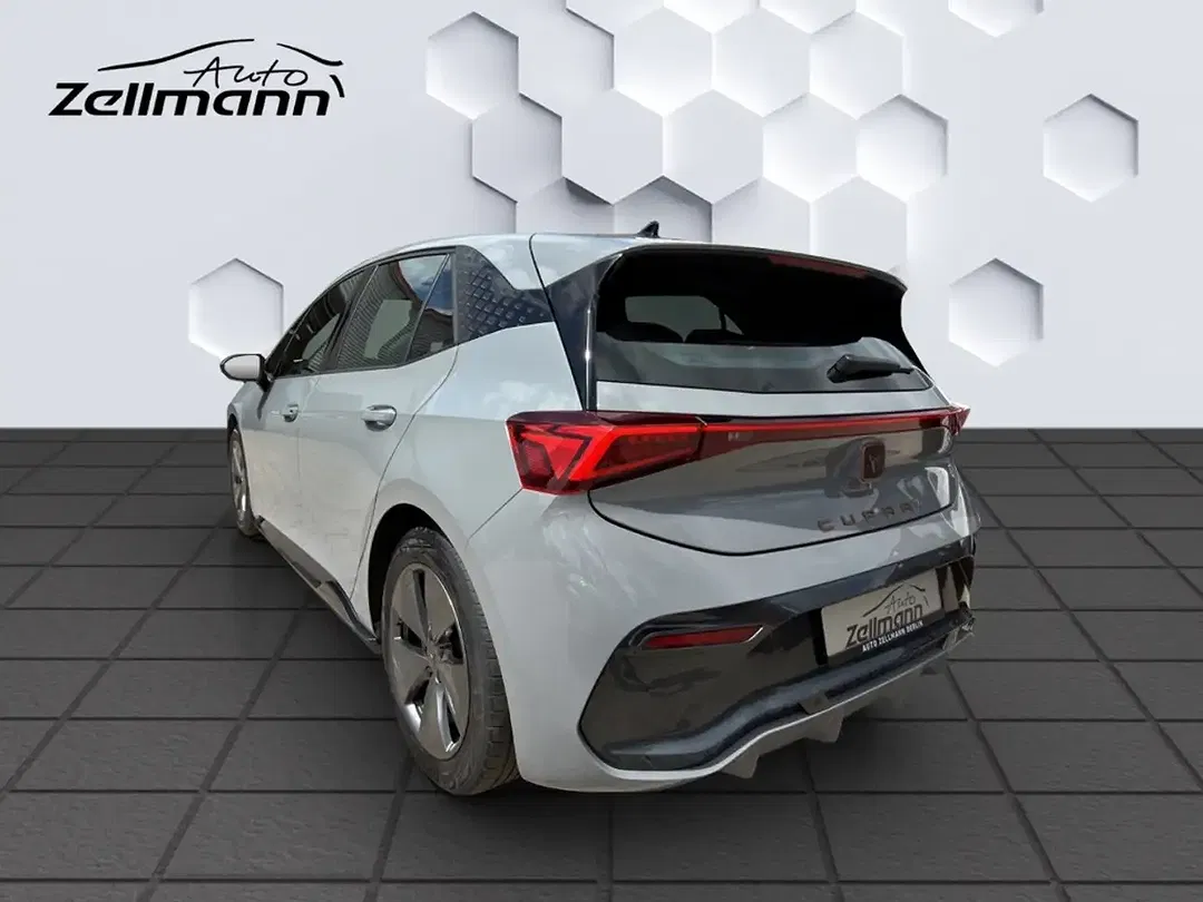 CUPRA Born - Thumbnail 4