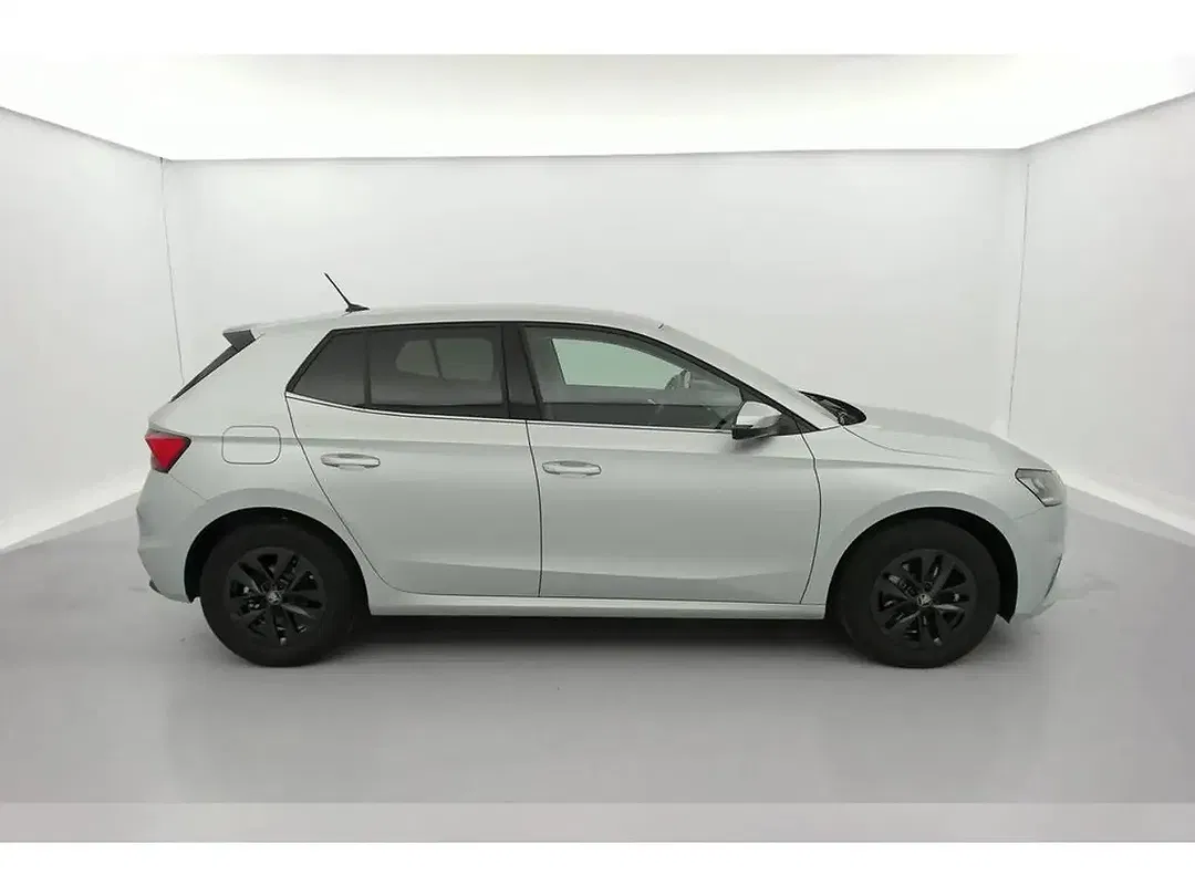 Skoda Fabia - Thumbnail 4
