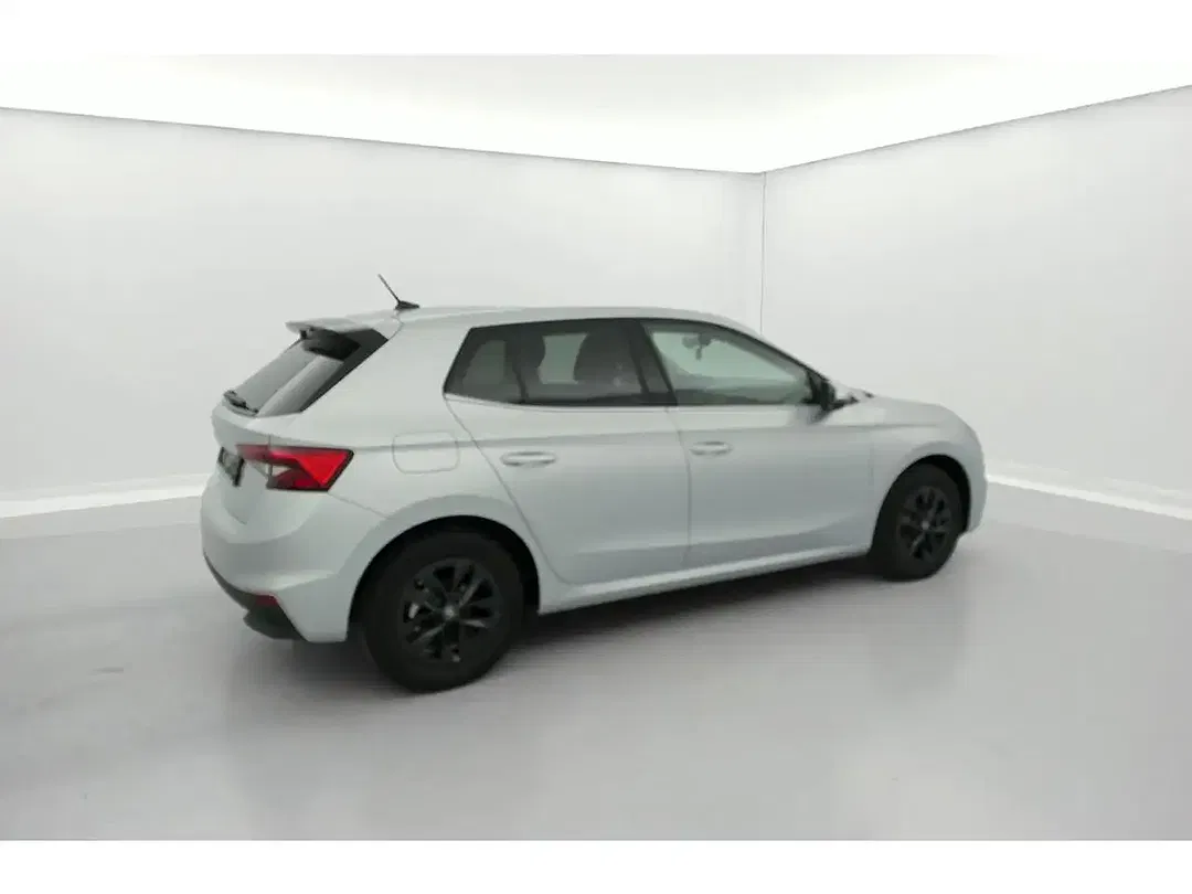 Skoda Fabia - Thumbnail 6