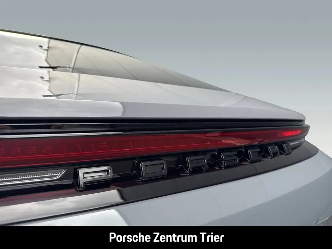 Porsche Panamera - Thumbnail 13