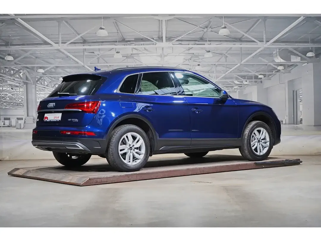 Audi Q5 - Thumbnail 3