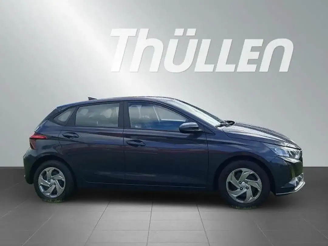 Hyundai i20 - Thumbnail 3