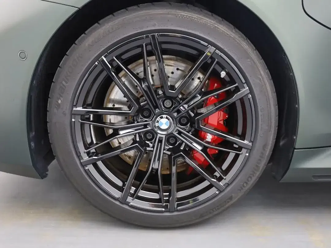 BMW M5 - Thumbnail 6