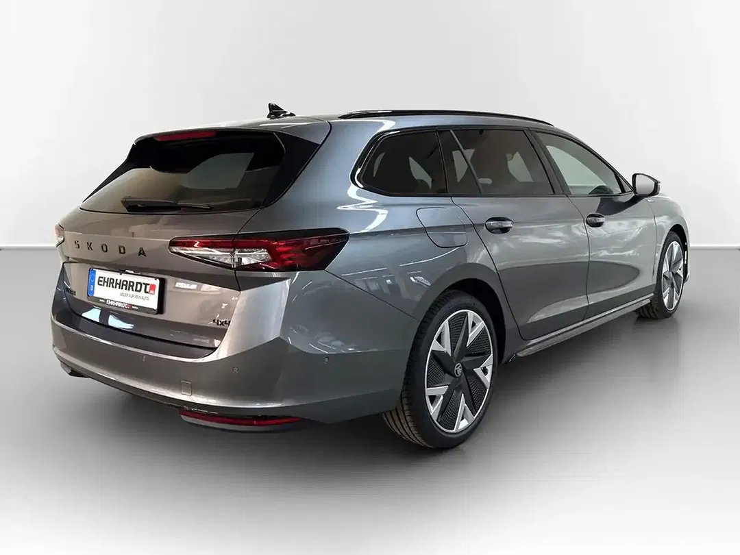 Skoda Superb - Thumbnail 4
