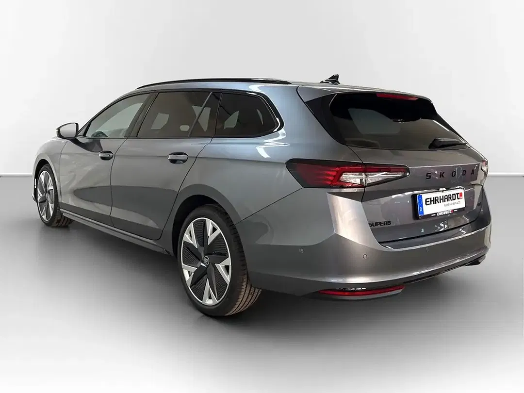 Skoda Superb - Thumbnail 6