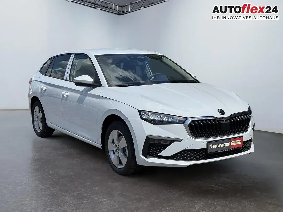 Skoda Scala - Thumbnail 1