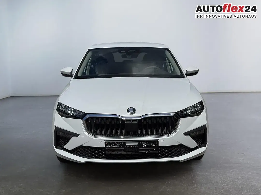 Skoda Scala - Thumbnail 3