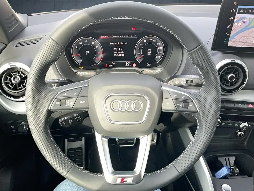 Audi Q2 - Thumbnail 11