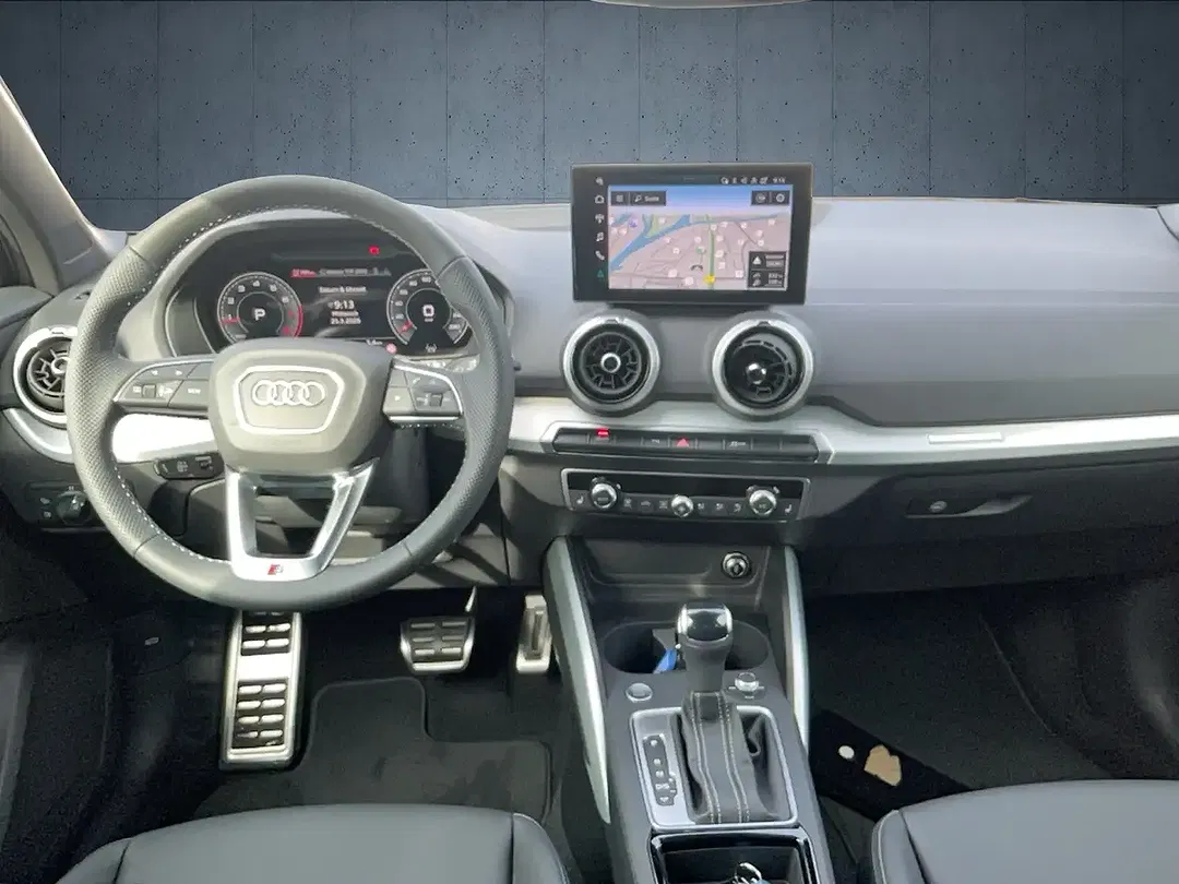 Audi Q2 - Thumbnail 12