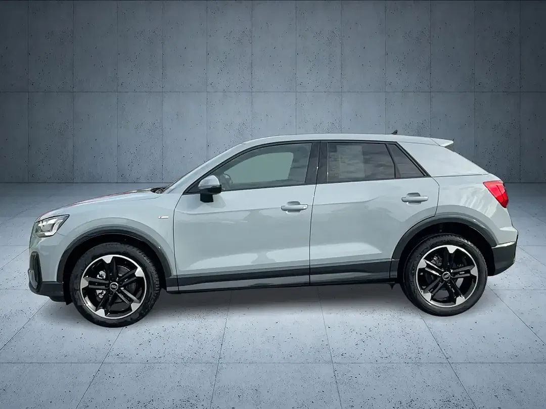 Audi Q2 - Thumbnail 3