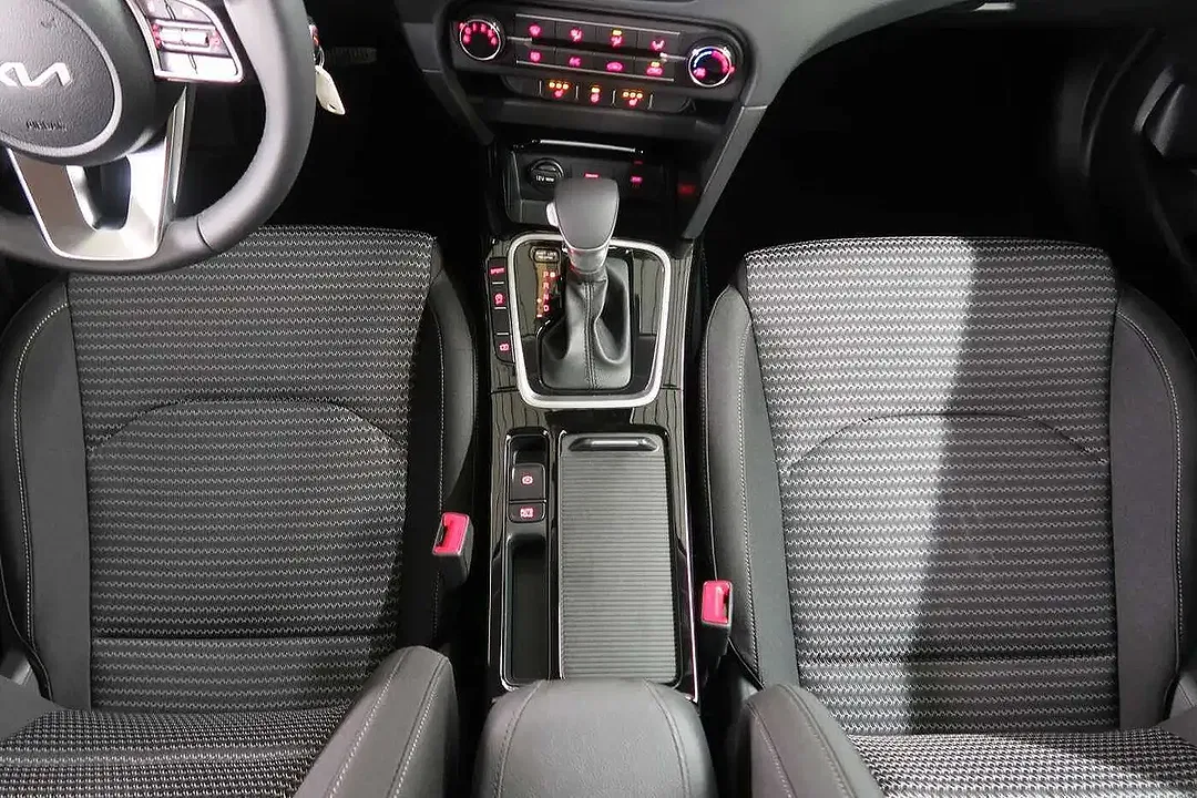 Kia Ceed / cee'd - Thumbnail 13