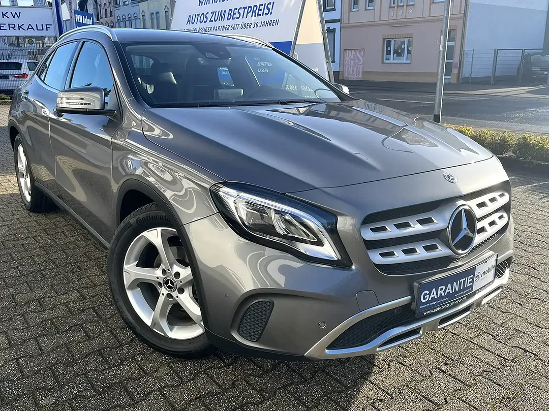 Mercedes-Benz GLA 180 Urban