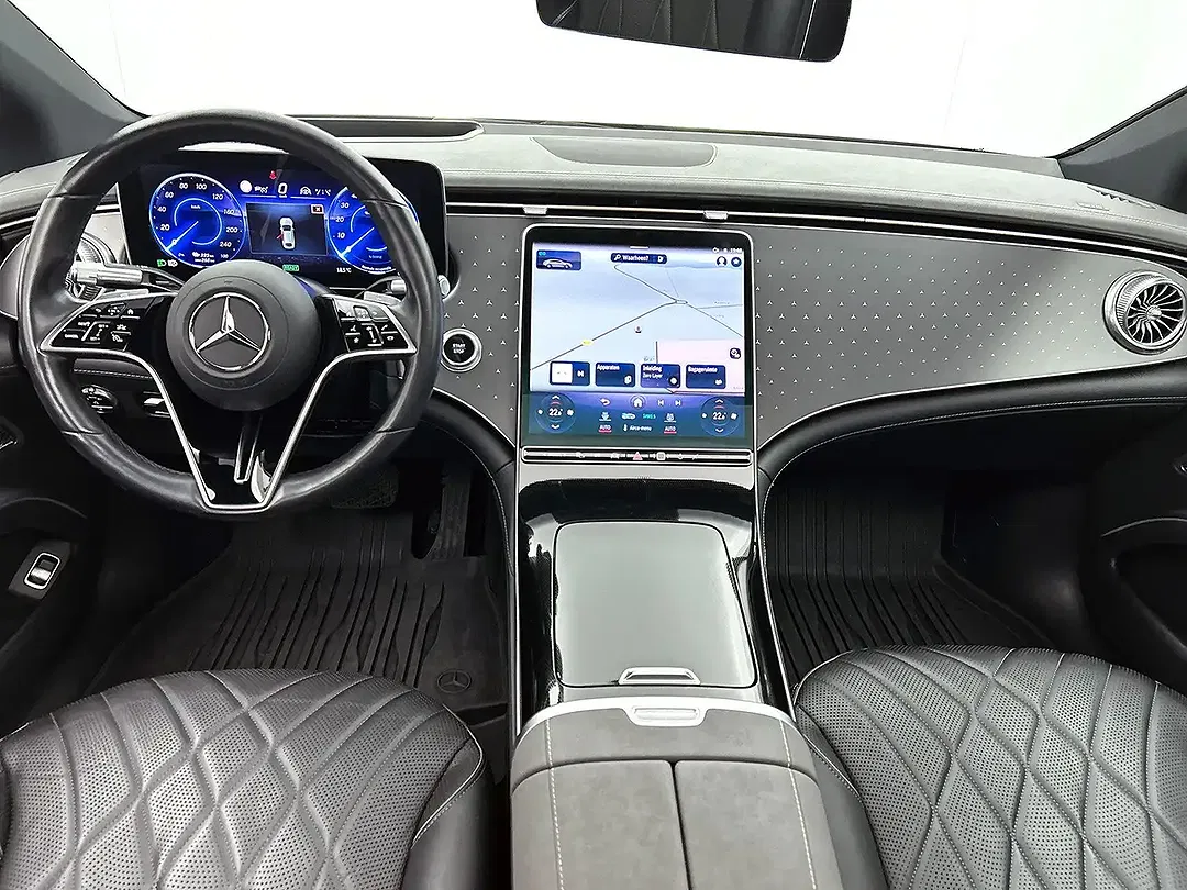 Mercedes-Benz EQS - Thumbnail 3