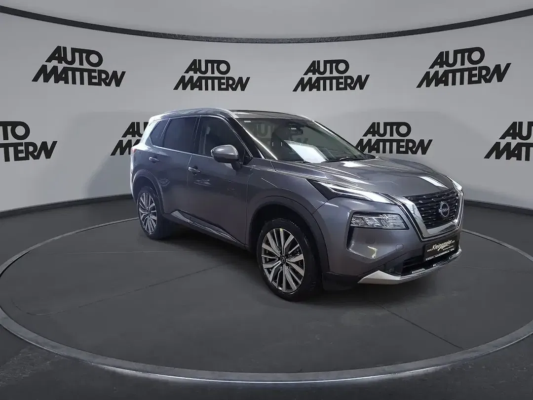 Nissan X-Trail - Thumbnail 2