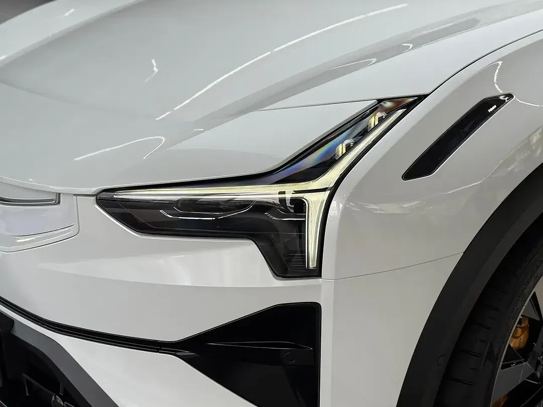 Polestar 3 - Thumbnail 3