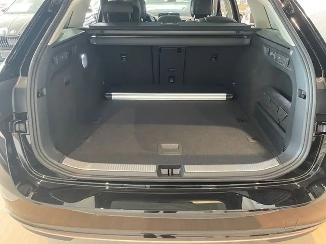 Skoda Superb - Thumbnail 8
