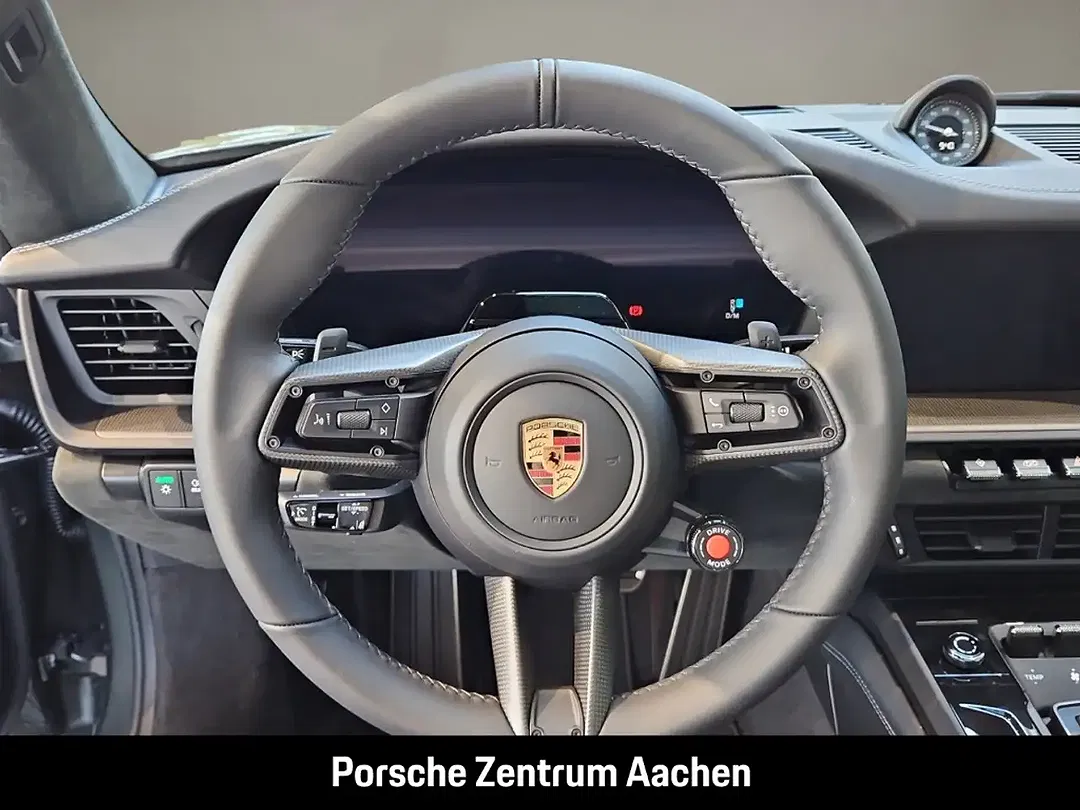 Porsche 992 - Thumbnail 14