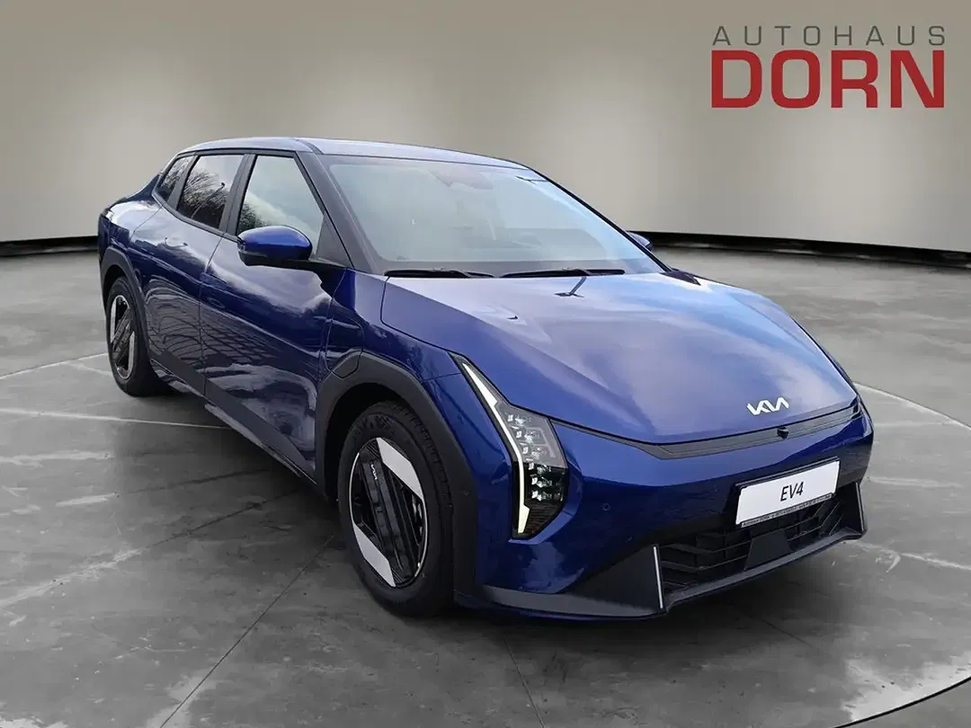 Kia EV4 - Thumbnail 4