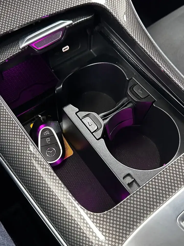 Mercedes-Benz C 300 - Thumbnail 25