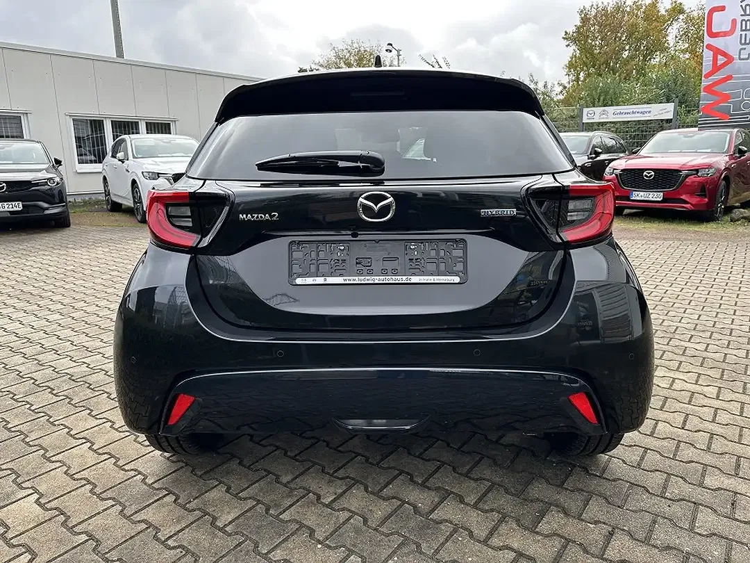 Mazda 2 - Thumbnail 5