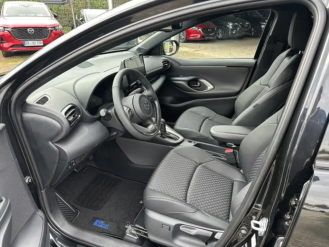 Mazda 2 - Thumbnail 7