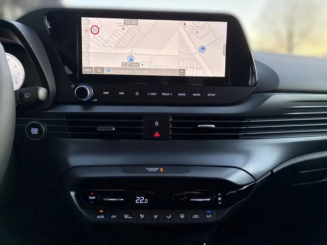 Hyundai i20 - Thumbnail 9