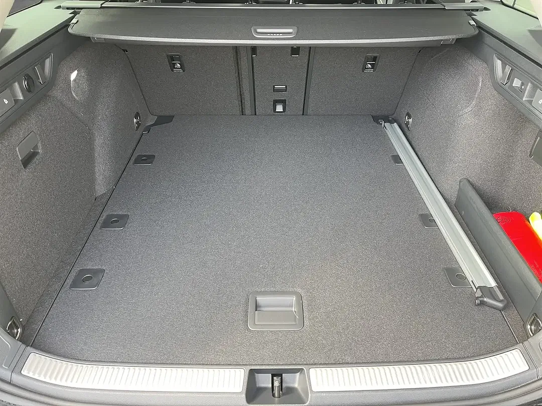 Volkswagen Passat Variant - Thumbnail 12