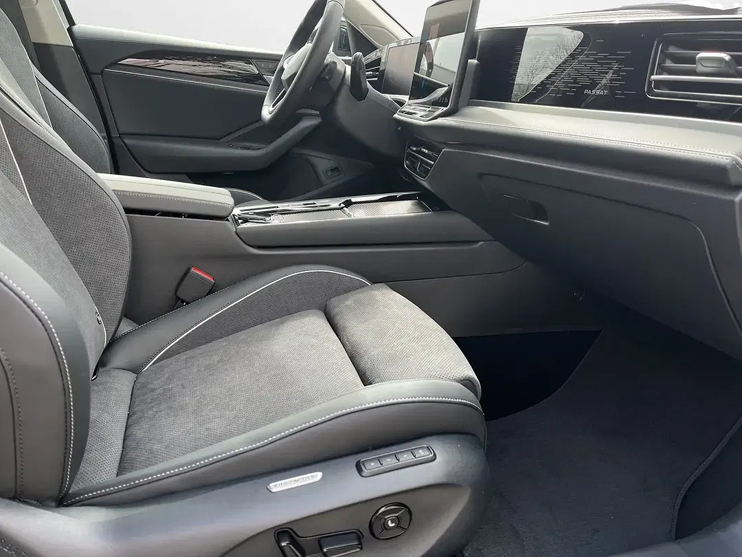 Volkswagen Passat Variant - Thumbnail 13
