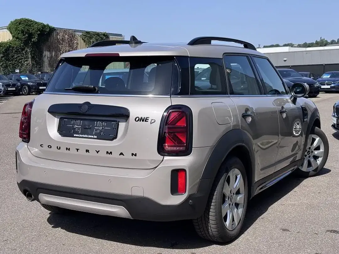 MINI One D Countryman - Thumbnail 2