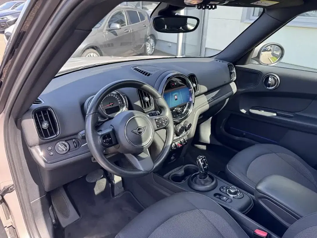 MINI One D Countryman - Thumbnail 4