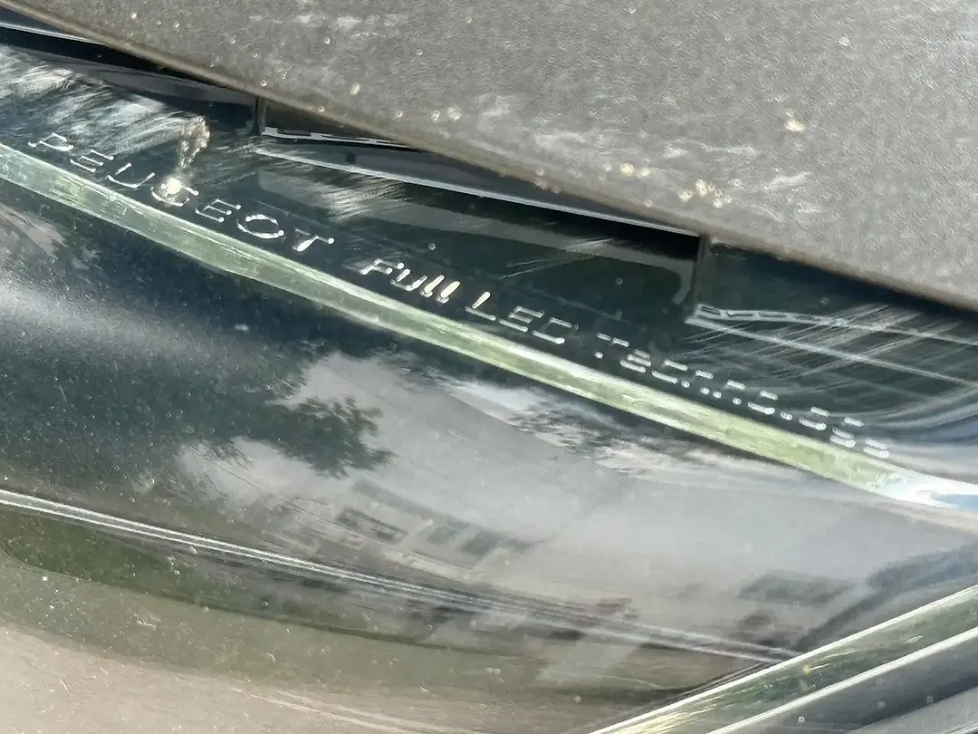Peugeot 308 - Thumbnail 11