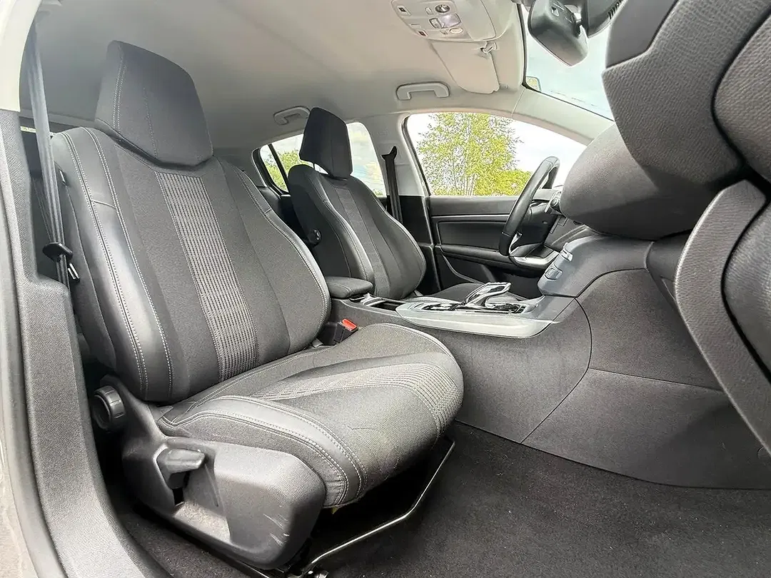 Peugeot 308 - Thumbnail 15