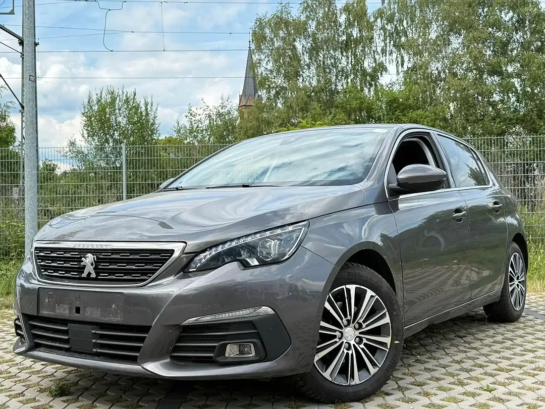 Peugeot 308 - Thumbnail 3