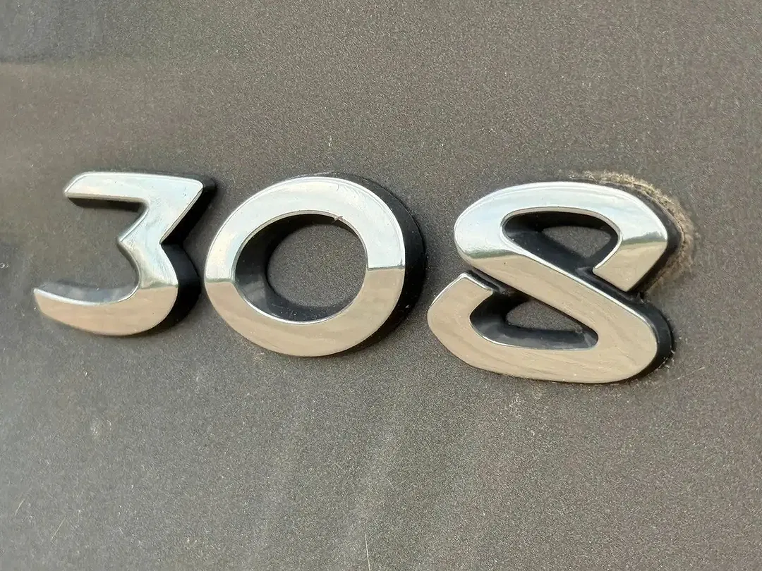 Peugeot 308 - Thumbnail 8