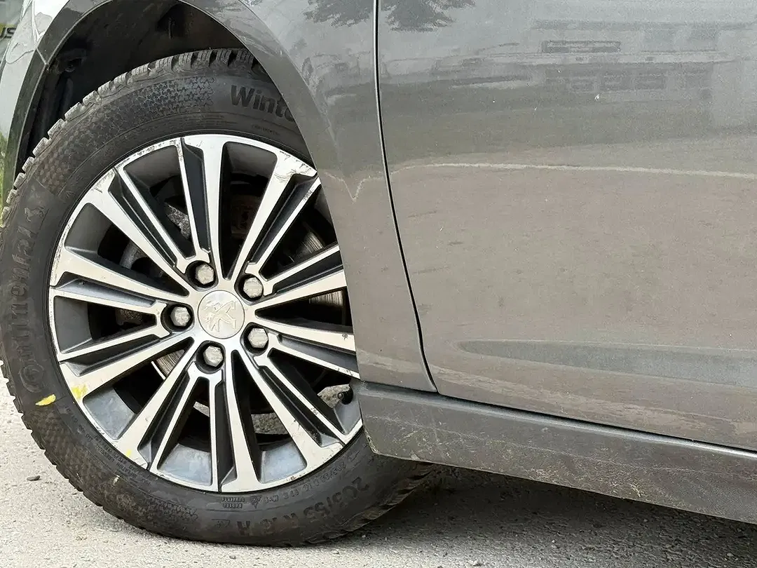Peugeot 308 - Thumbnail 9
