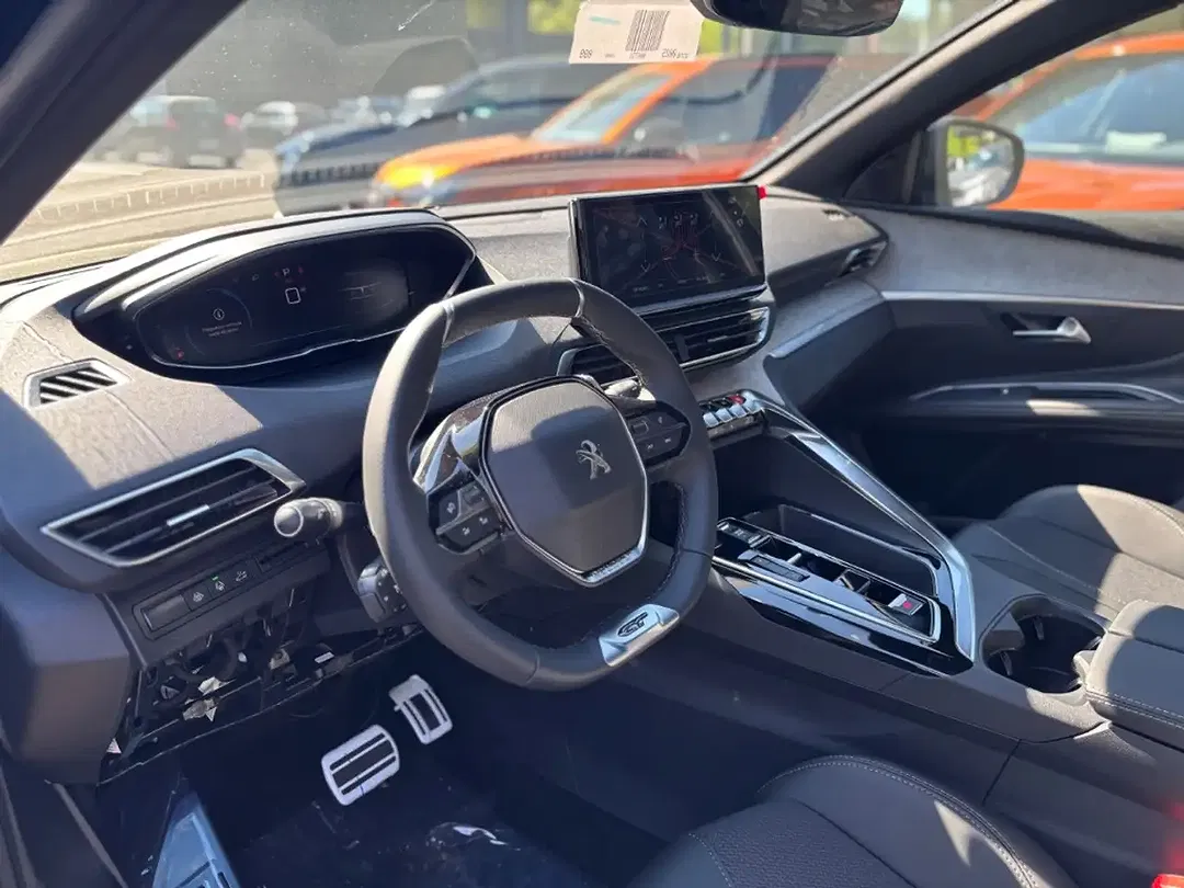 Peugeot 5008 - Thumbnail 7