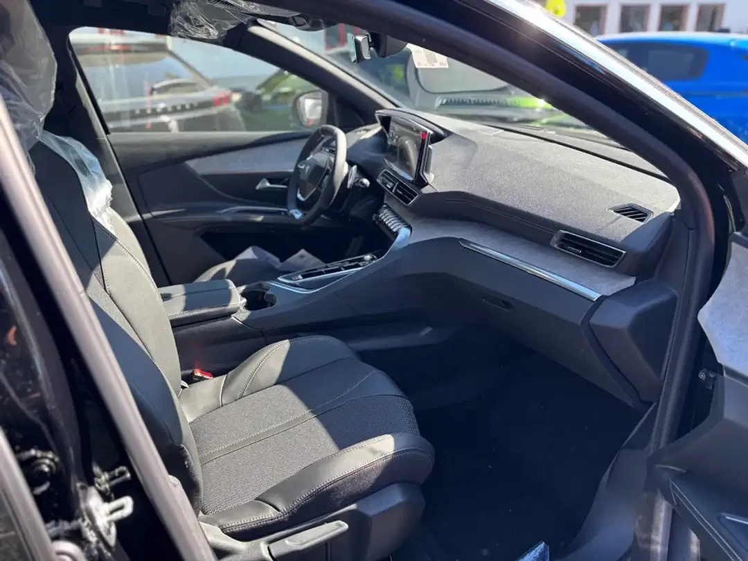 Peugeot 5008 - Thumbnail 9