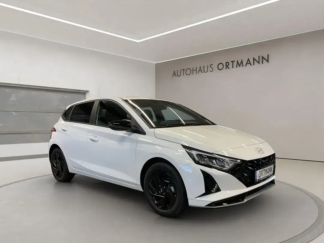 Hyundai i20 - Thumbnail 1